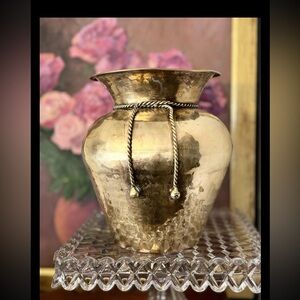 Vtg Hammered Polished Brass Planter Vase Rope Detail Mid Century Modern Tassles